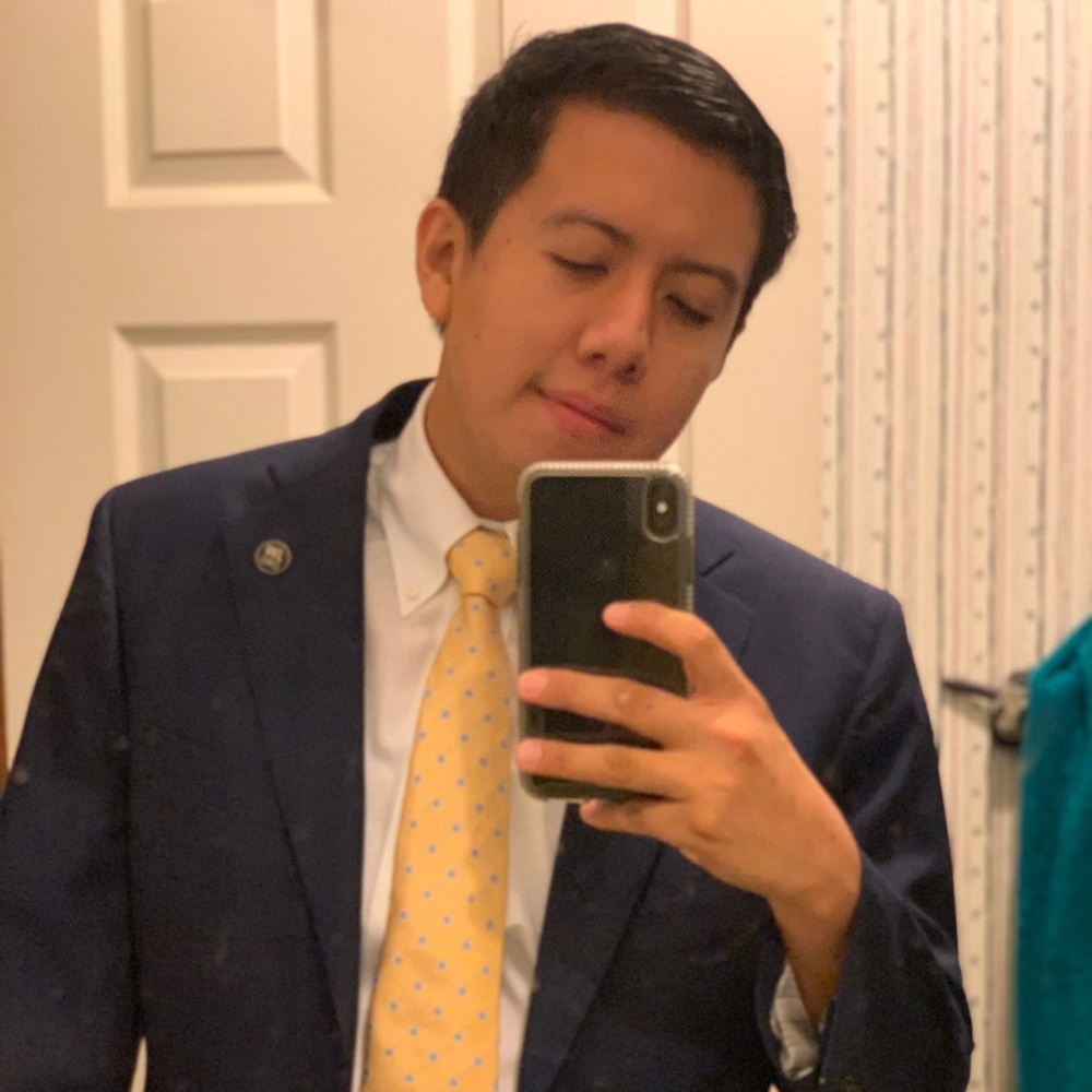 Meet your Posher, Luis